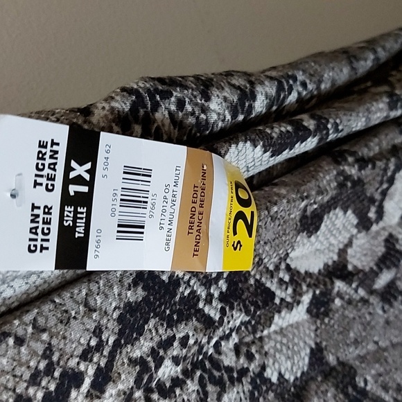 Lily Morgan Tank Top - Picture 5 of 6